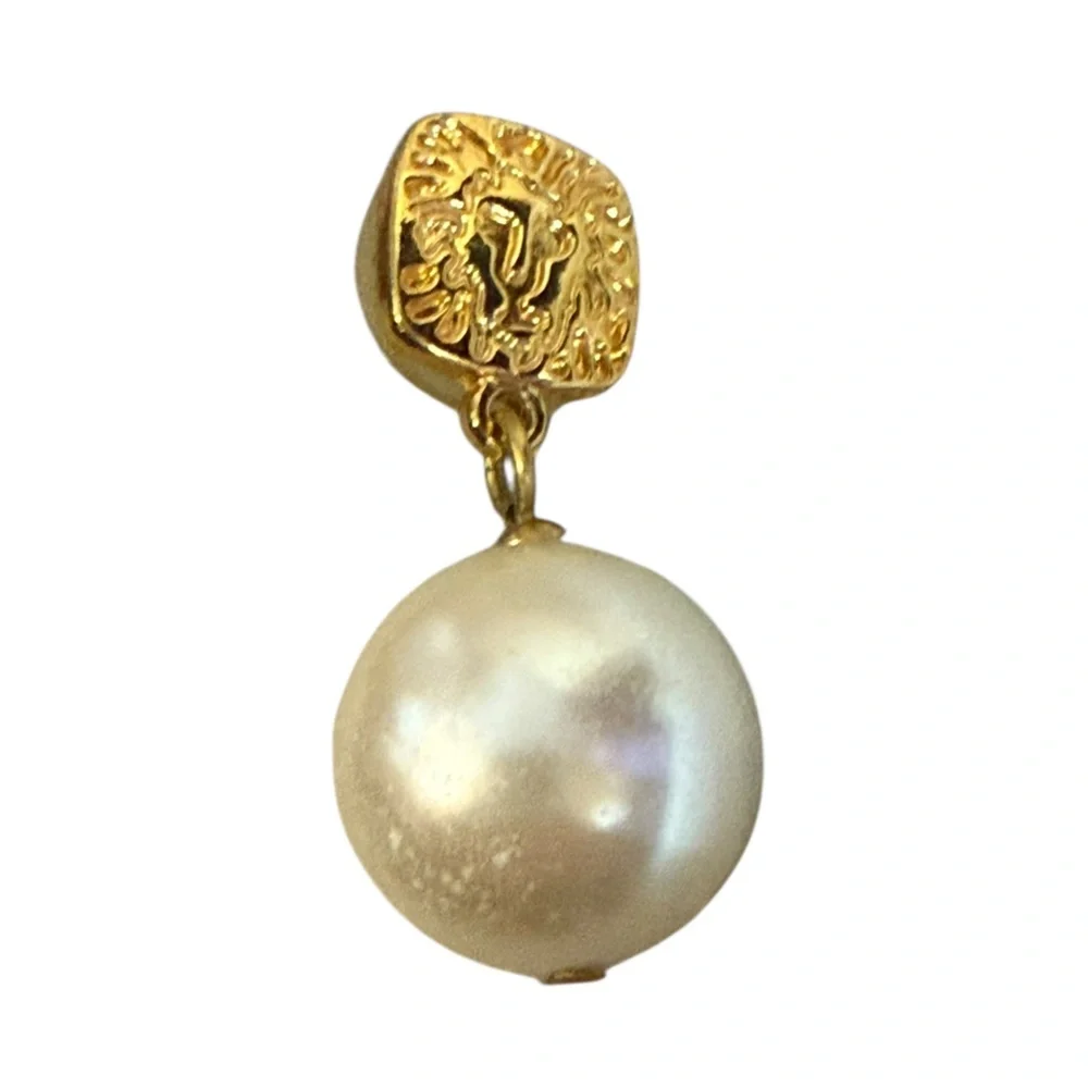 ANNE KLEIN Vintage Gold Tone Faux Pearl Necklace & Earrings Set